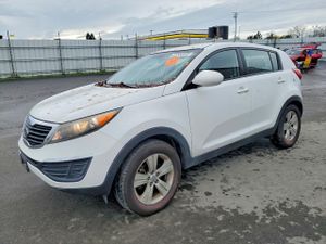 Kia Sportage LX 2.4L 4 2011