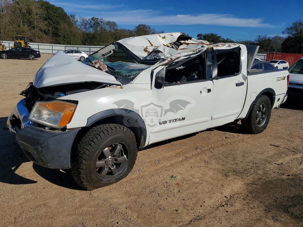 Nissan Titan S 5.6L 8 2014