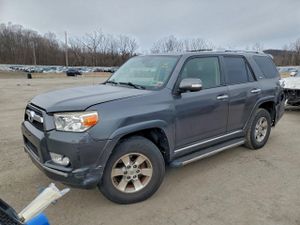 Toyota 4Runner SR5 4.0L 6 2013