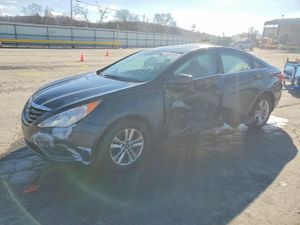 Hyundai Sonata GLS 2.4L 4 2013