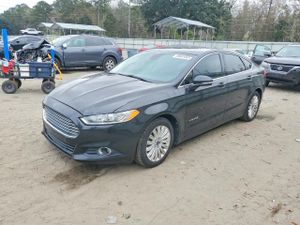 Ford Fusion SE HYBRID 2.0L 4 2013