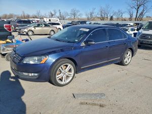 Volkswagen Passat SE 2.0L 4 2012