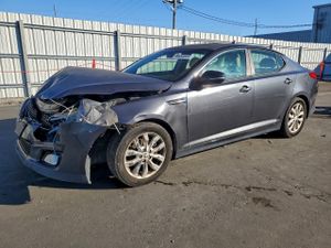 Kia Optima LX 2.4L 4 2015