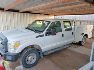 Ford F-250 SUPER DUTY 6.2L 8 2013