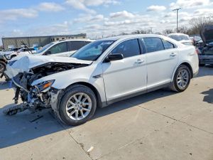 Ford Taurus SE 3.5L 6 2015