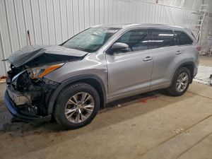 Toyota Highlander XLE 3.5L 6 2014