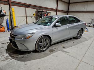 Toyota Camry LE 2.5L 4 2015
