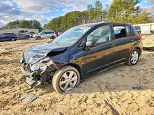 Nissan Versa S 1.8L 4 2012