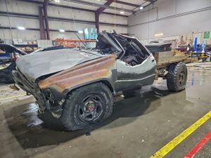 Toyota Hilux RN63 STD 2.4L 4 1988