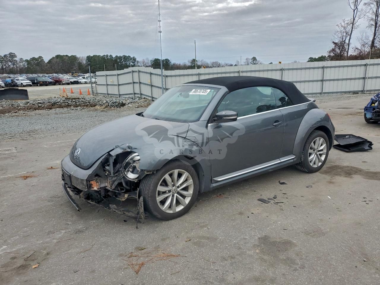 Volkswagen Beetle 2.0L 4 2013