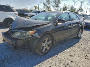 Toyota Camry BASE 2.5L 4 2012