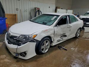 Toyota Camry L 2.5L 4 2014