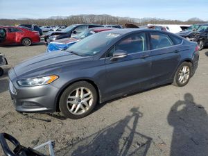 Ford Fusion SE 2.5L 4 2014