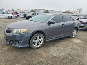 Toyota Camry L 2.5L 4 2013