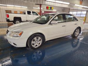Hyundai Sonata GLS 2.4L 4 2010