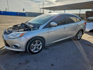 Ford Focus SE 2.0L 4 2013