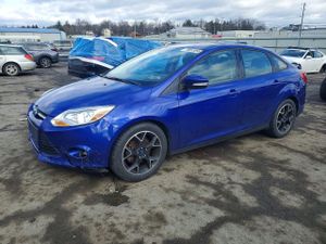 Ford Focus SE 2.0L 4 2013