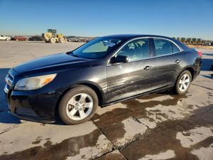 Chevrolet Malibu LS 2.5L 4 2013