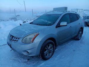 Nissan Rogue S 2.5L 4 2013