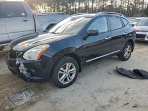 Nissan Rogue S 2.5L 4 2013
