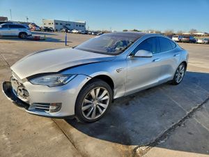 Tesla Model S 2013