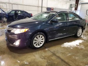Toyota Camry SE 3.5L 6 2013