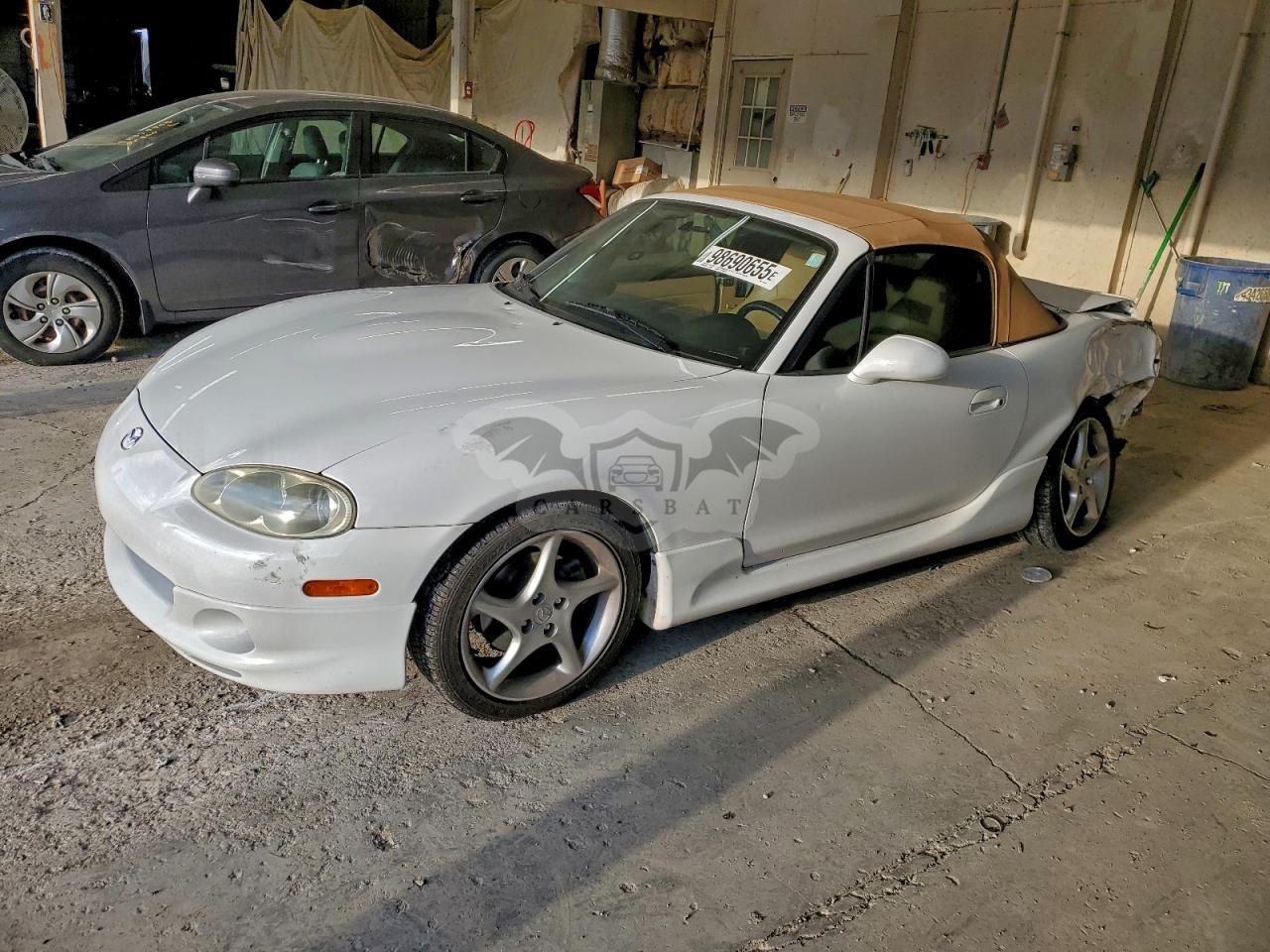 Mazda MX-5 (Miata) BASE 1.8L 4 2002