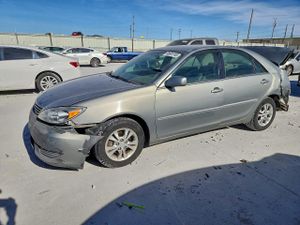 Toyota Camry LE 2.4L 4 2005