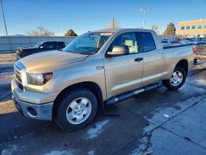 Toyota Tundra DOUBLE CAB SR5 5.7L 8 2010