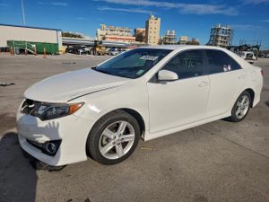 Toyota Camry L 2.5L 4 2013