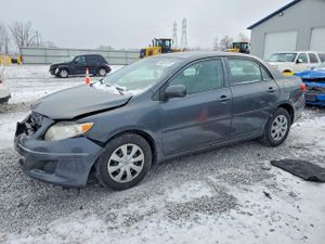 Toyota Corolla BASE 1.8L 4 2010