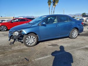 Toyota Corolla BASE 1.8L 4 2013