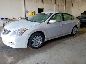 Nissan Altima BASE 2.5L 4 2012