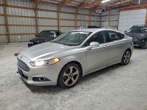 Ford Fusion SE 1.6L 4 2013