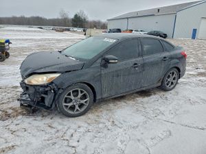 Ford Focus SE 2.0L 4 2014