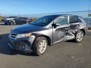 Toyota Venza LE 2.7L 4 2014