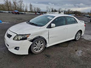 Toyota Corolla BASE 1.8L 4 2010