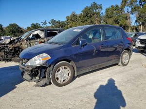 Nissan Versa S 1.8L 4 2012