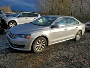 Volkswagen Passat S 2.5L 5 2013