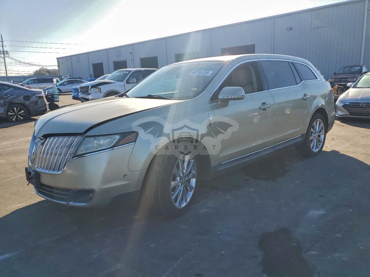 Lincoln MKT 3.5L 6 2011