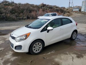 Kia Rio LX 1.6L 4 2013