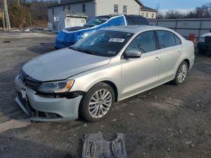 Volkswagen Jetta SEL 2.5L 5 2011