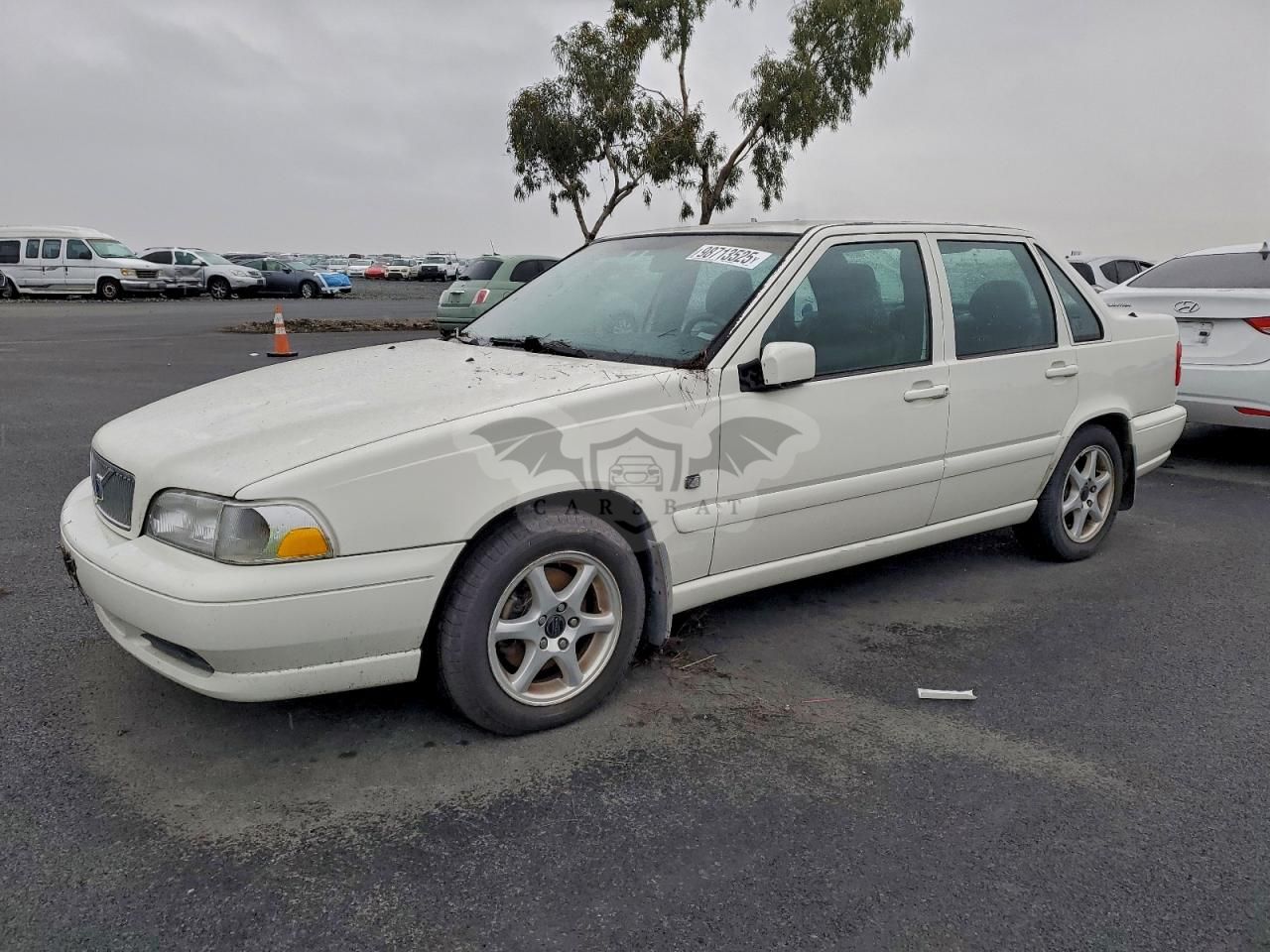 Volvo S70 BASE 2.4L 5 2000