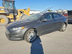 Ford Fusion SE 2.5L 4 2015