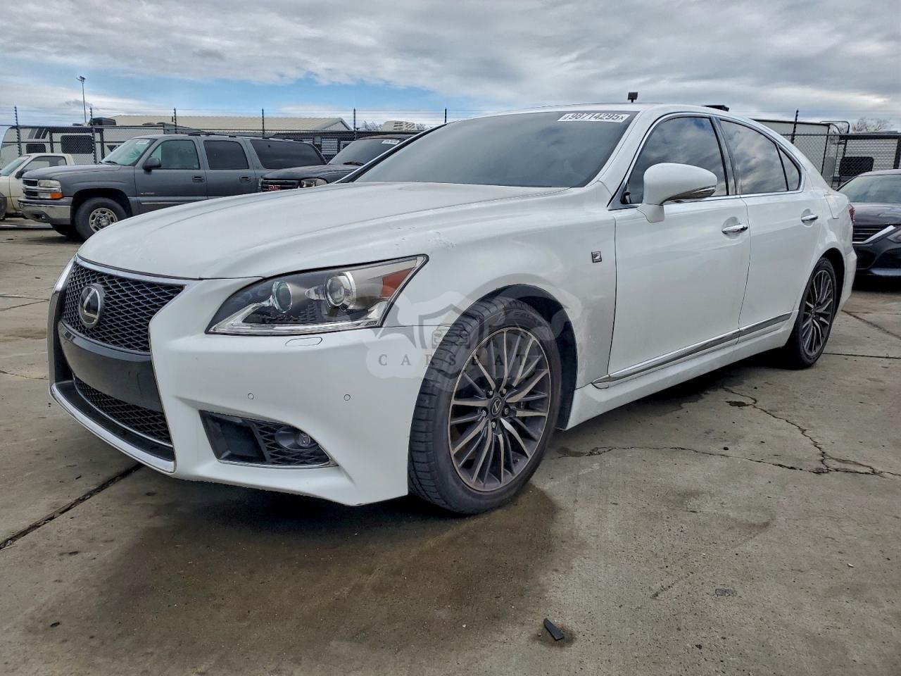 Lexus LS 460 4.6L 8 2014