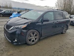 Toyota Sienna SPORT 3.5L 6 2015
