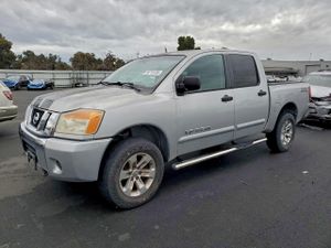 Nissan Titan XE 5.6L 8 2008