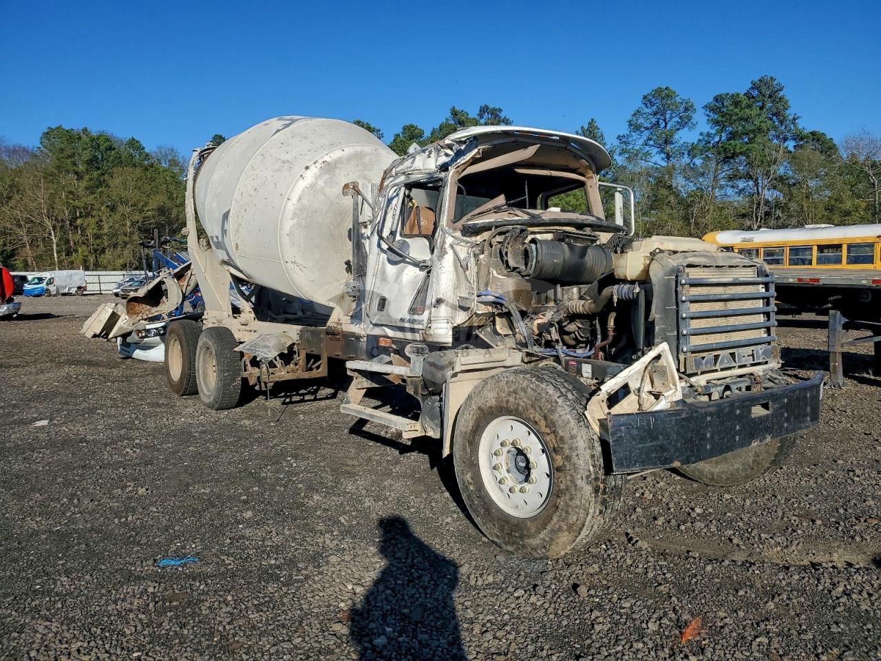 Mack 700 GU700 10.8L 6 2010