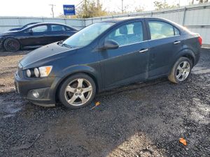 Chevrolet Aveo (Sonic) LTZ 1.8L 4 2012