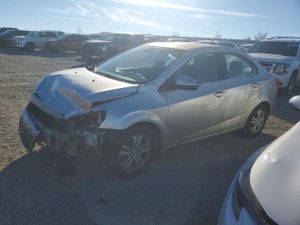 Chevrolet Aveo (Sonic) LT 1.8L 4 2012